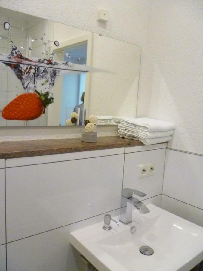 Moderne Wohnung In Barockem Altstadthaus Nahe Altstadt Und Radweg Блискастел Екстериор снимка